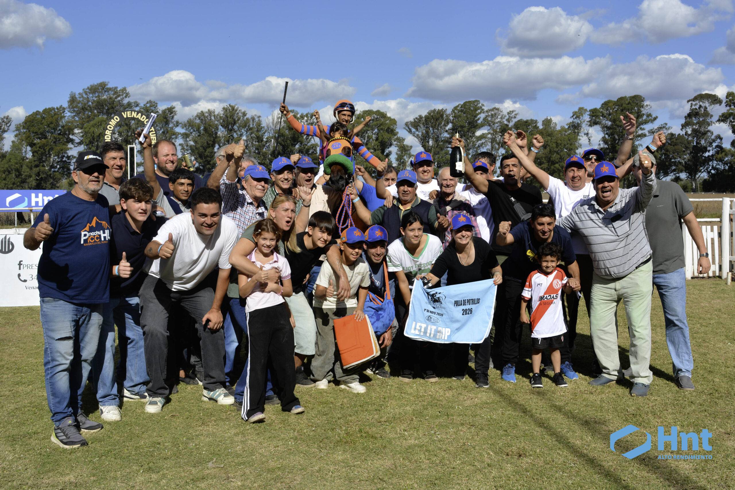 Stud La Rivera y equipo de Flavo Pijuán festejan con El Pura Sangre tras la Polla de Potrillos