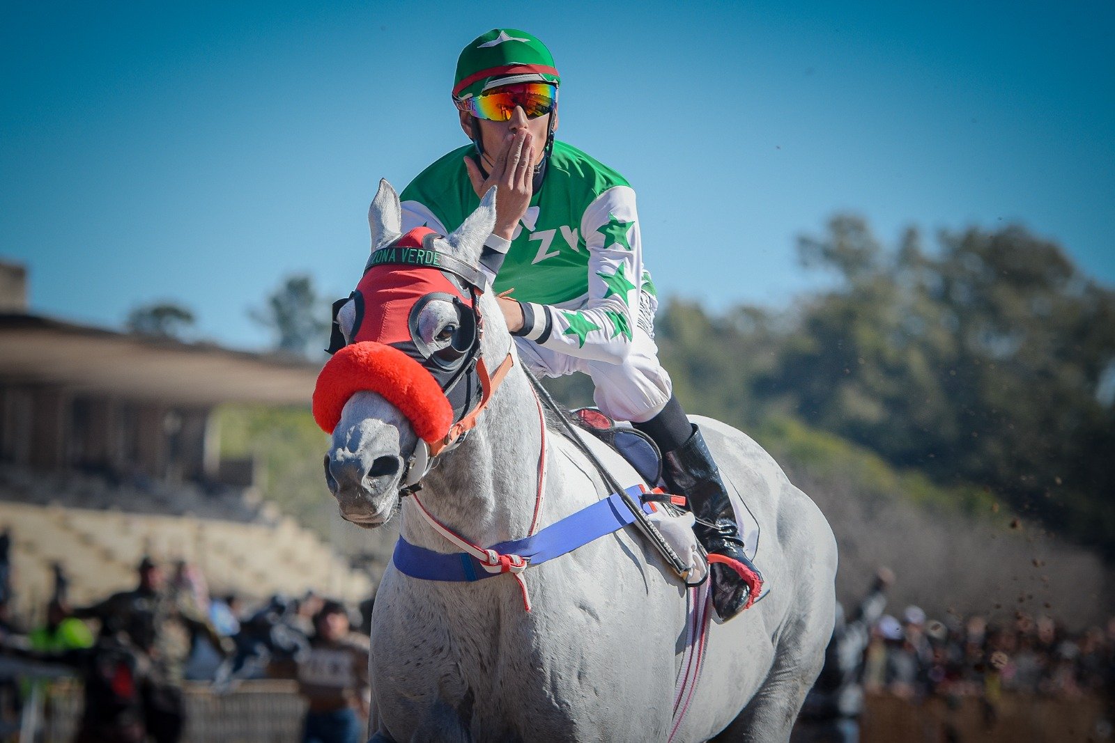 Loco Fede ganador del Mega Clásico HNT en el Hipódromo Las Flores de Santa Fe